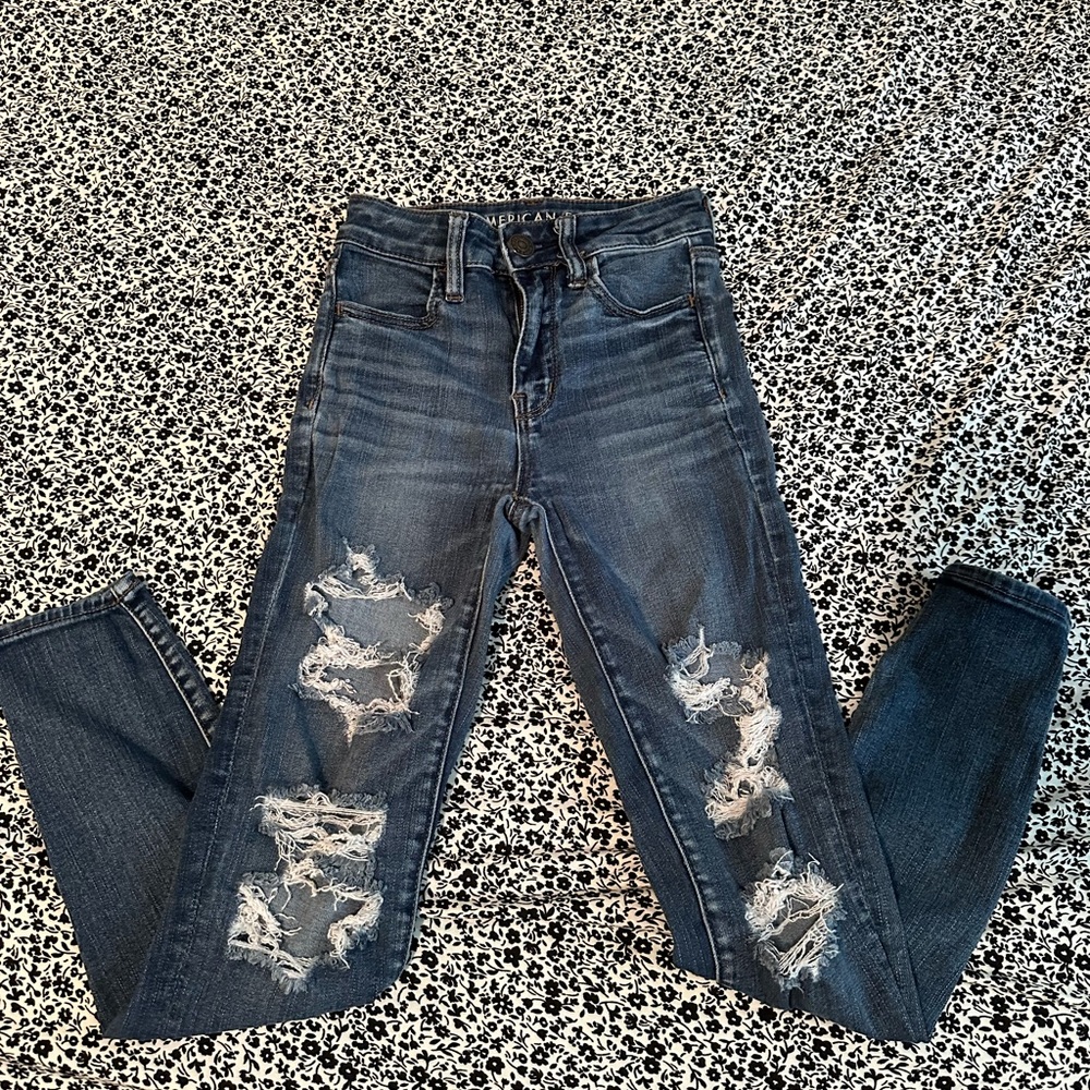 Lightly worn American Eagle jeans